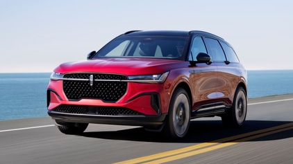 Lincoln Nautilus Review 2025 | Top Gear